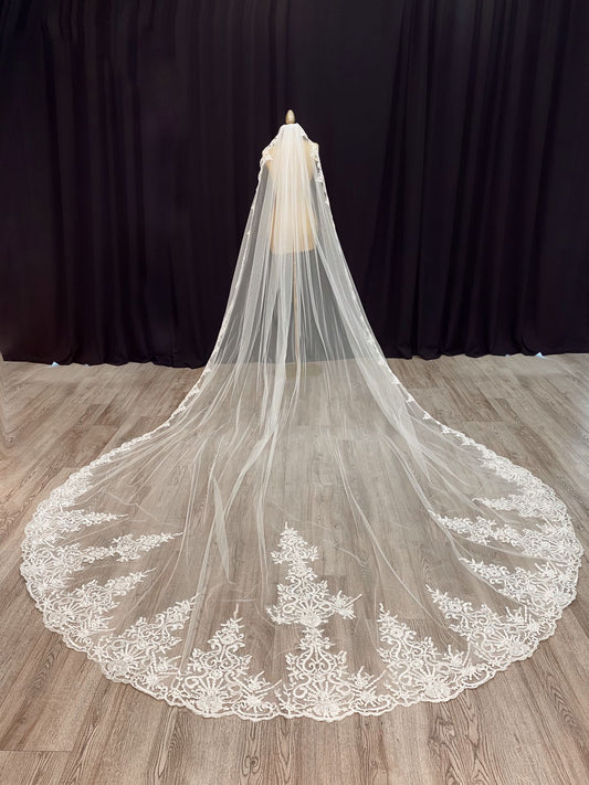 Mantilla Viviene
