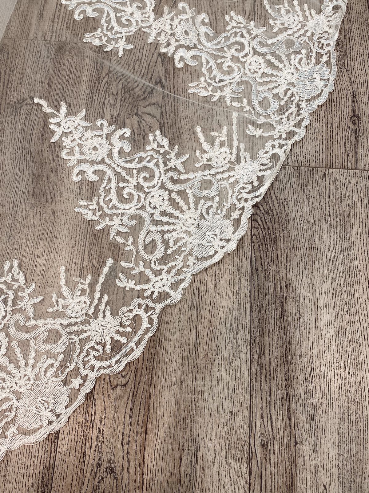 Mantilla Viviene